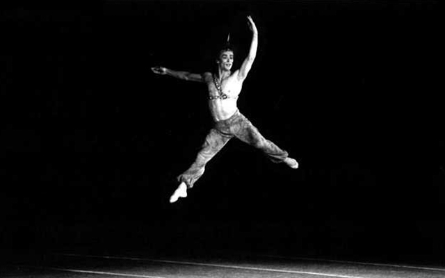 Rudolf Nuréyev historia del ballet profesional triunfador