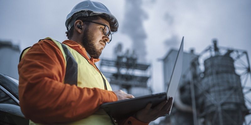 ¿Puedo trabajar más de 40 horas semanales en España?
