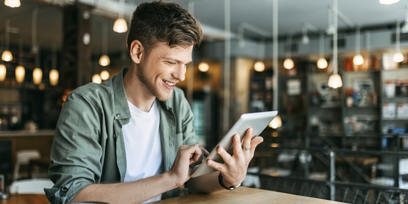 Cómo usar la IA a tu favor en la búsqueda de empleo (sin parecer un robot)